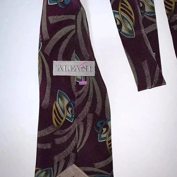 VINTAGE Alfani Mens Tie 100% Silk Necktie Peacock PURPLE, Handmade ITALY - Picture 4 of 7
